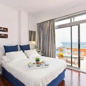 Seafront Marinablue Apartment